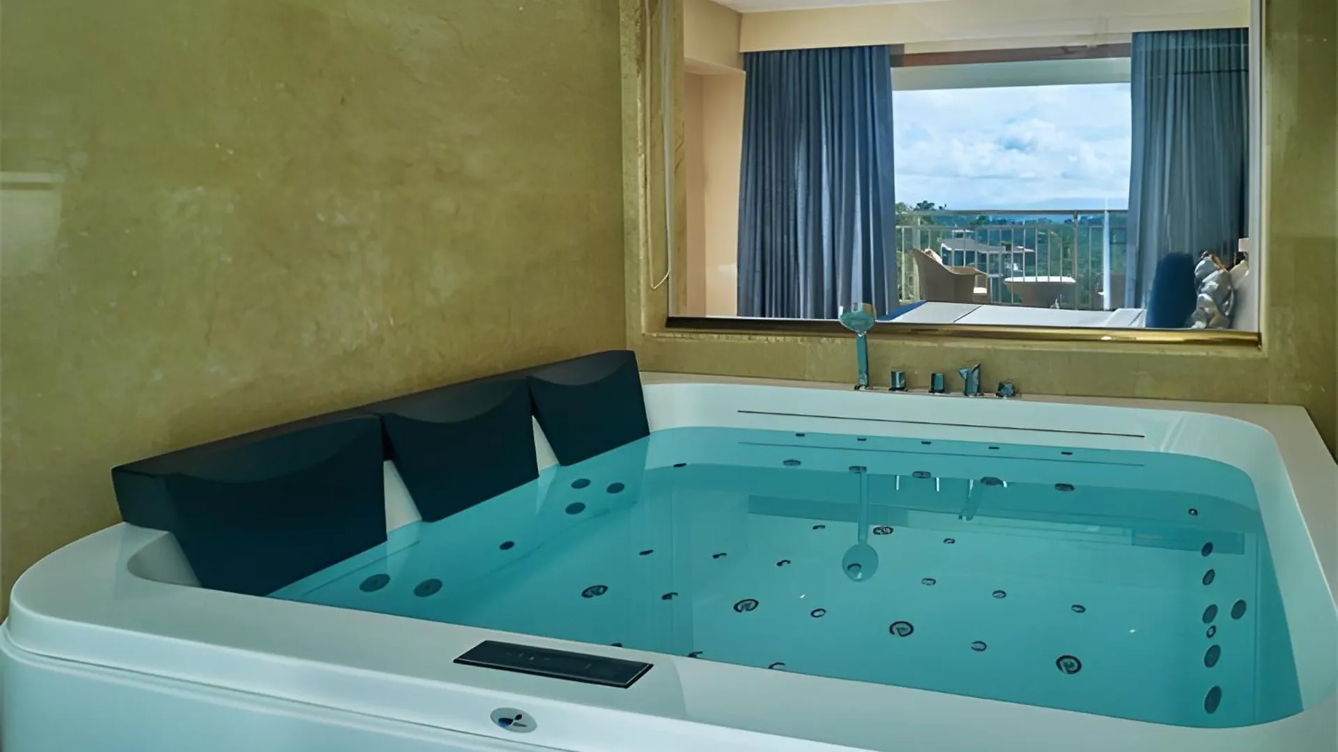 Vibe Munnar Resort & Spa